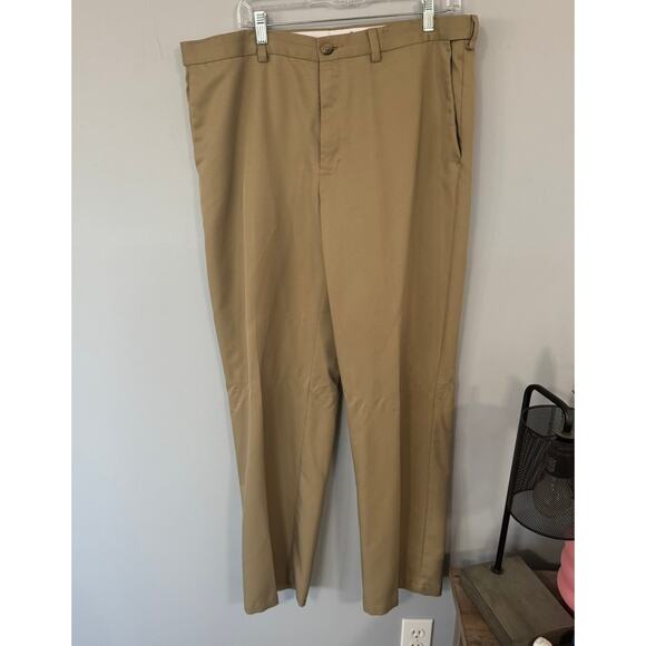 Haggar Clothing Tan Dress Slacks Pants Men's Size 38 W x 32 L 100% Polyester - Picture 1 of 9